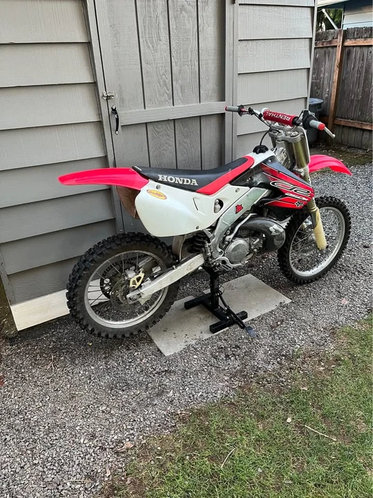 1999 Honda CR - Image 2 of 6