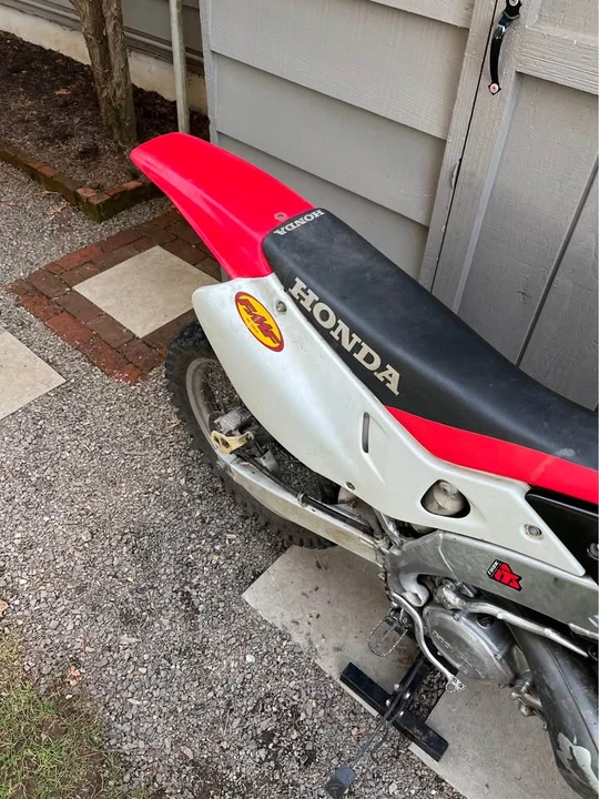 1999 Honda CR - Image 4 of 6