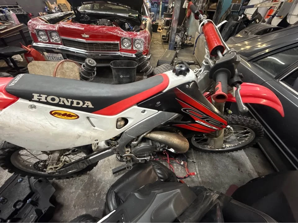 1999 Honda CR - Image 3 of 4