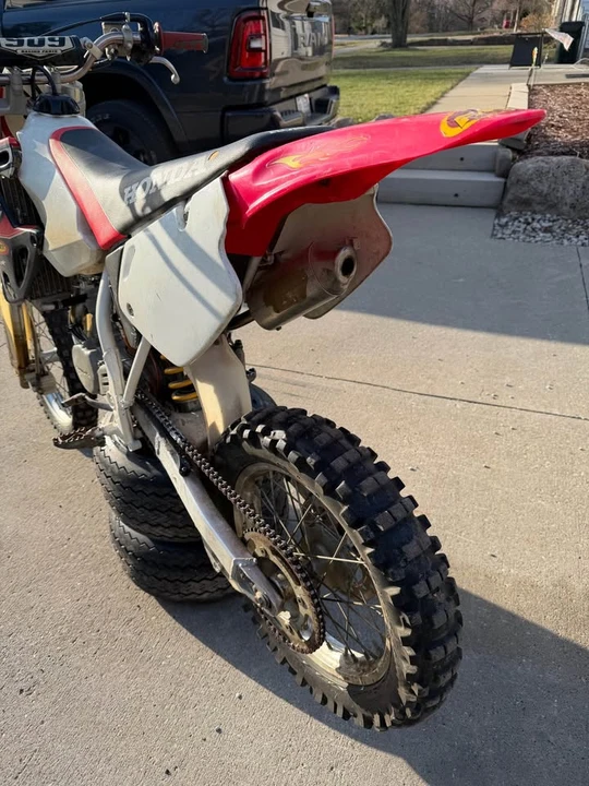 1999 Honda CR - Image 2 of 7