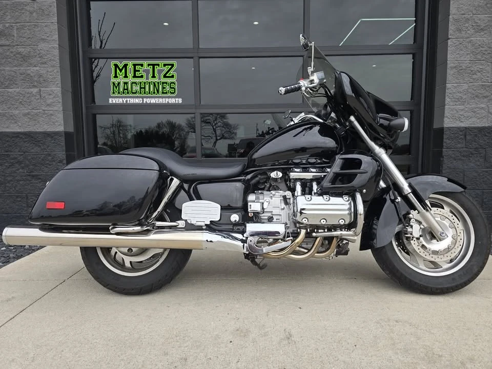 1999 Honda Gold Wing - Image 5 of 9