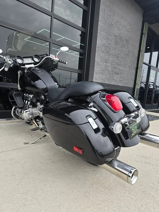 1999 Honda Gold Wing - Image 6 of 9
