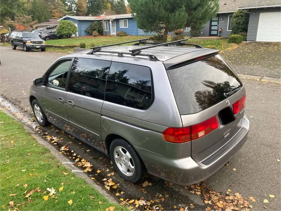 1999 Honda Odyssey - Image 5 of 11
