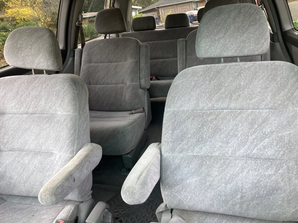 1999 Honda Odyssey - Image 10 of 11