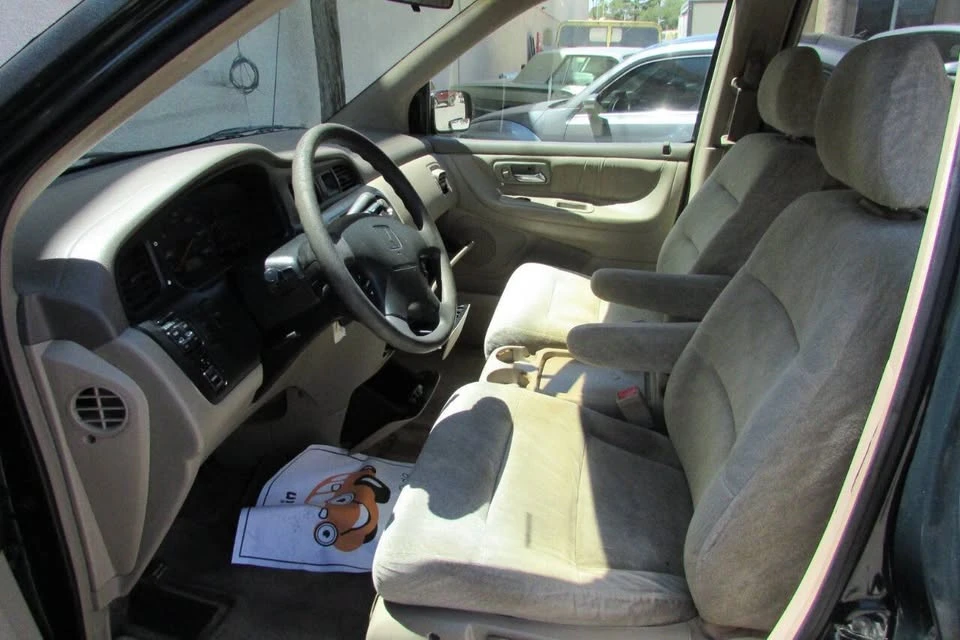 1999 Honda Odyssey - Image 18 of 20