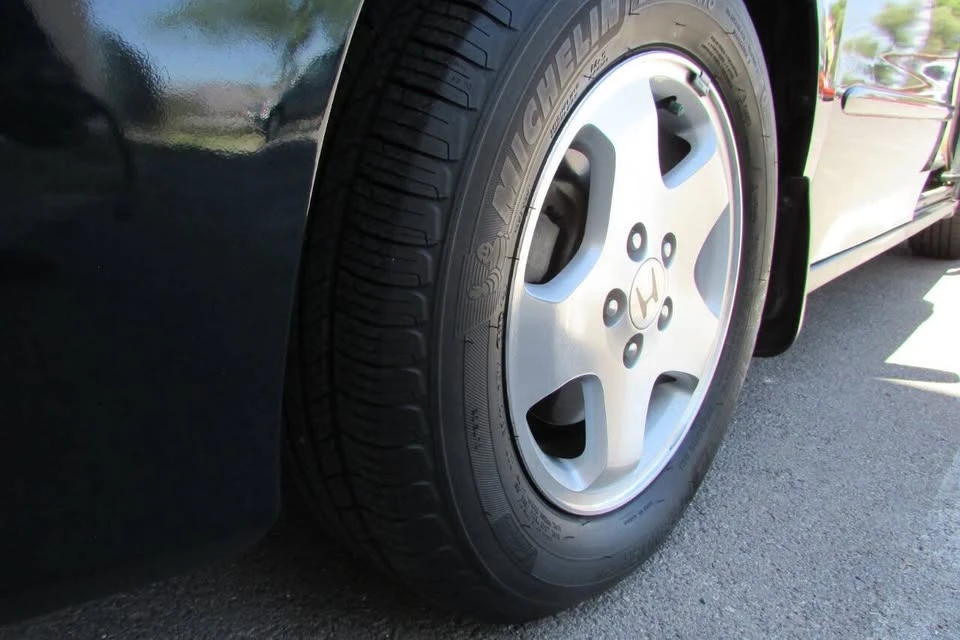 1999 Honda Odyssey - Image 13 of 20