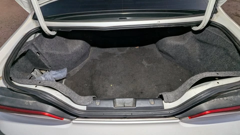 1999 Honda Prelude 5th Gen - Image 10 of 15