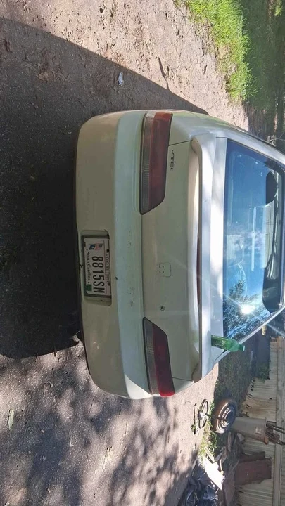 1999 Honda Prelude 5th Gen - Image 4 of 5