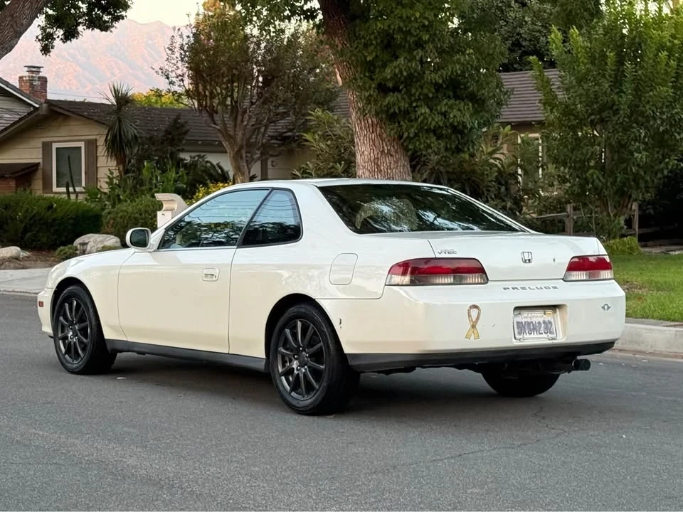 1999 Honda Prelude 5th Gen - Image 4 of 12