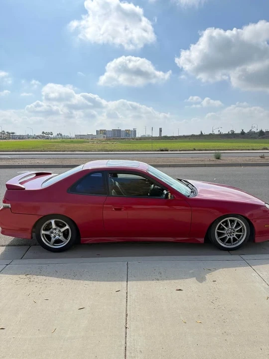 1999 Honda Prelude 5th Gen - Image 10 of 14