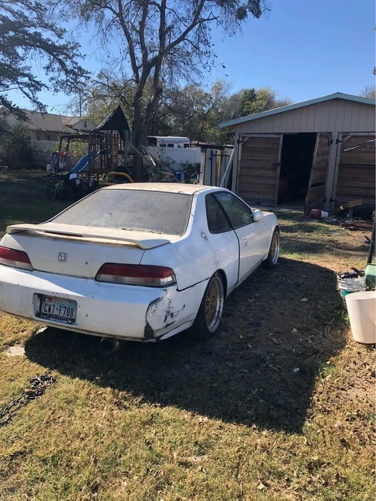 1999 Honda Prelude 5th Gen - Image 2 of 4