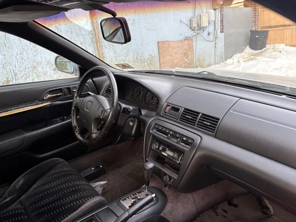 1999 Honda Prelude 5th Gen - Image 5 of 8