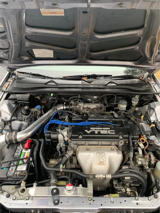 1999 Honda Prelude 5th Gen - Image 11 of 16