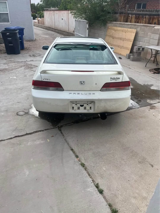 1999 Honda Prelude 5th Gen - Image 2 of 5