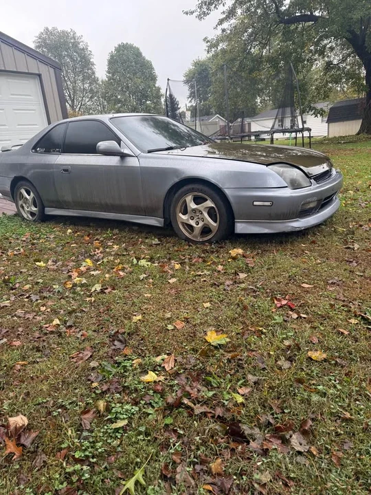 1999 Honda Prelude 5th Gen - Image 2 of 11
