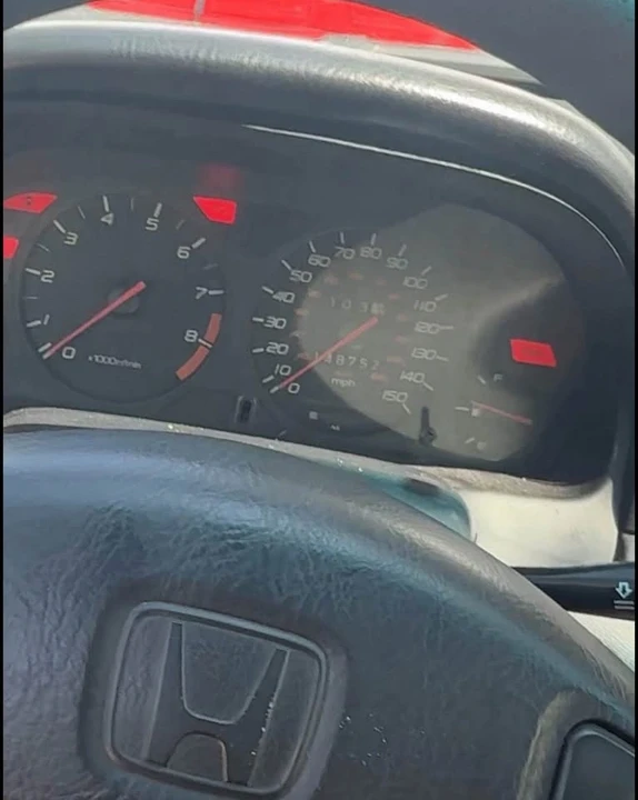 1999 Honda Prelude 5th Gen - Image 7 of 8