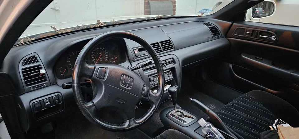 1999 Honda Prelude 5th Gen - Image 2 of 9