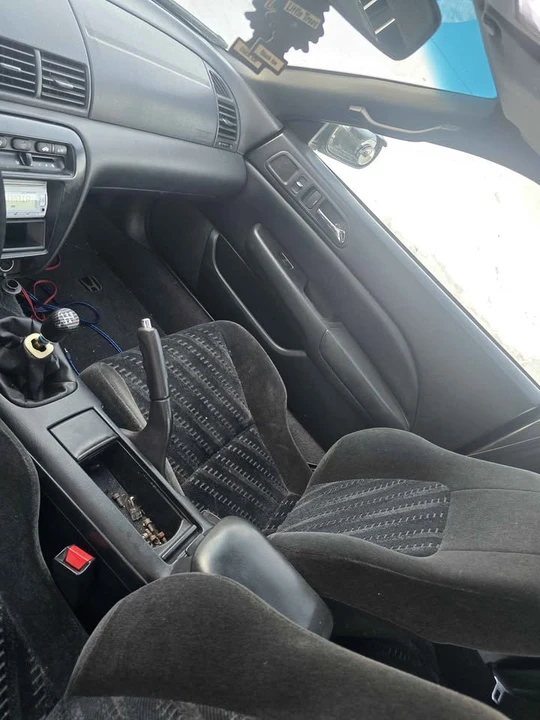 1999 Honda Prelude 5th Gen - Image 11 of 12