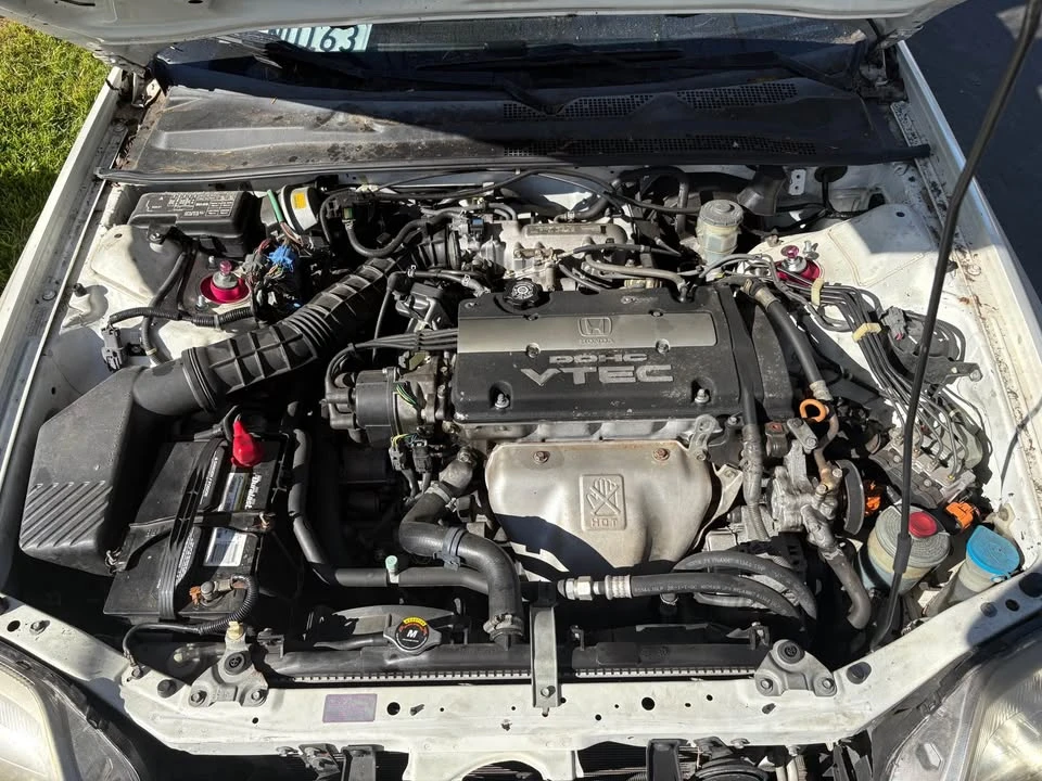 1999 Honda Prelude 5th Gen - Image 4 of 13