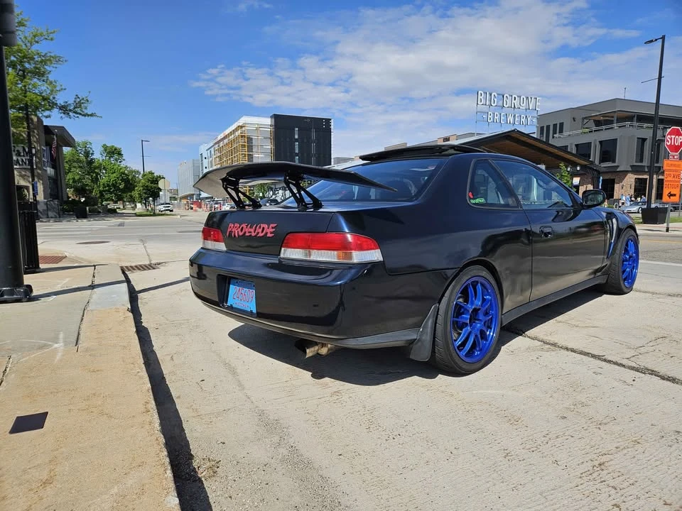 1999 Honda Prelude 5th Gen - Image 2 of 5