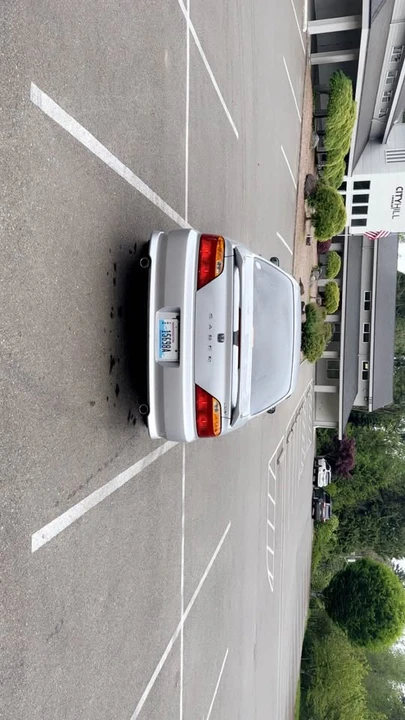 1999 Acura TL 2nd Gen - Image 5 of 10
