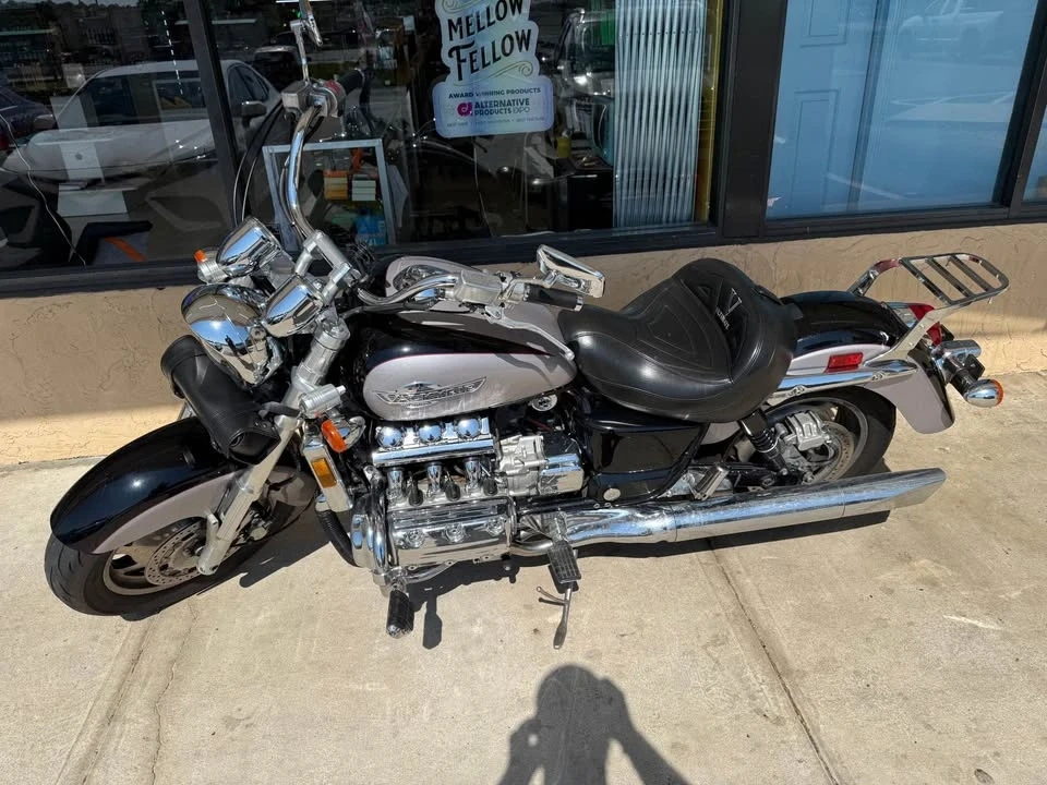 1999 Honda Gold Wing - Image 4 of 6