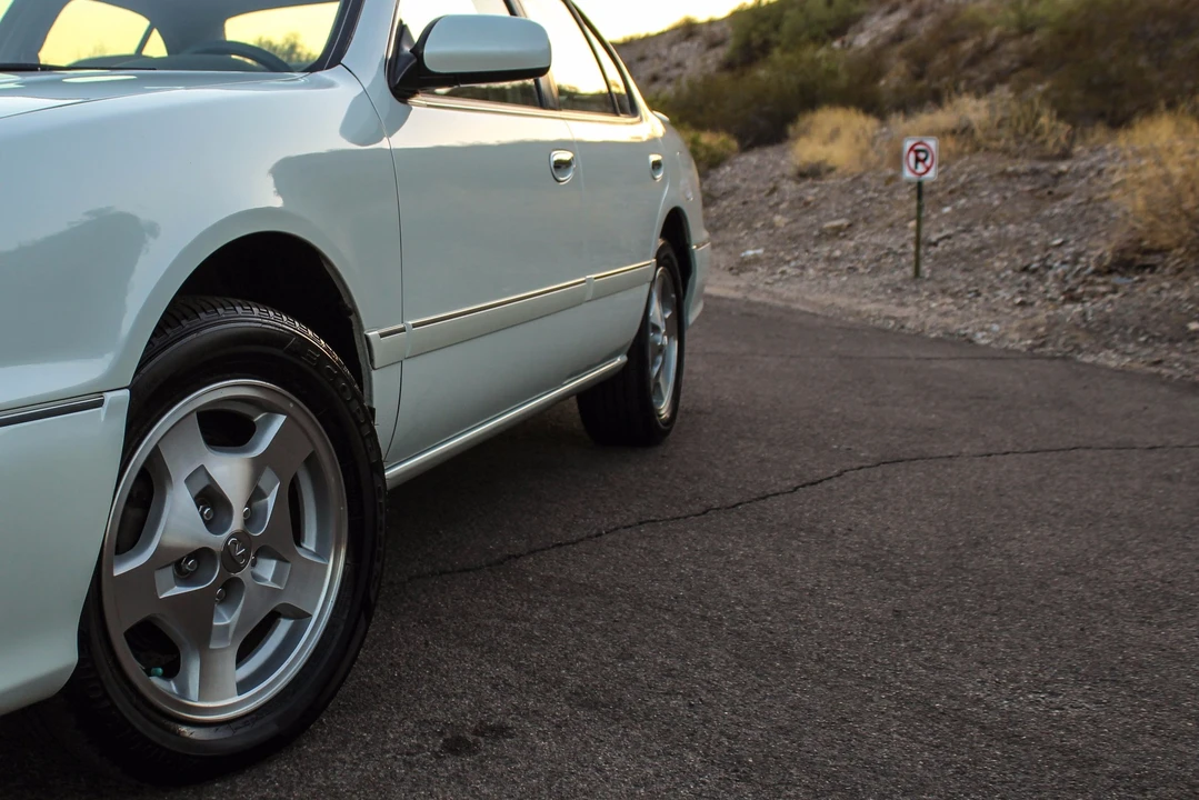 1999 Infiniti I30 1st Gen - Image 16 of 31