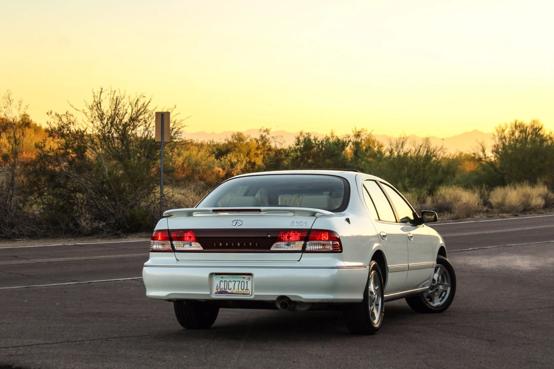 1999 Infiniti I30 1st Gen - Image 12 of 31