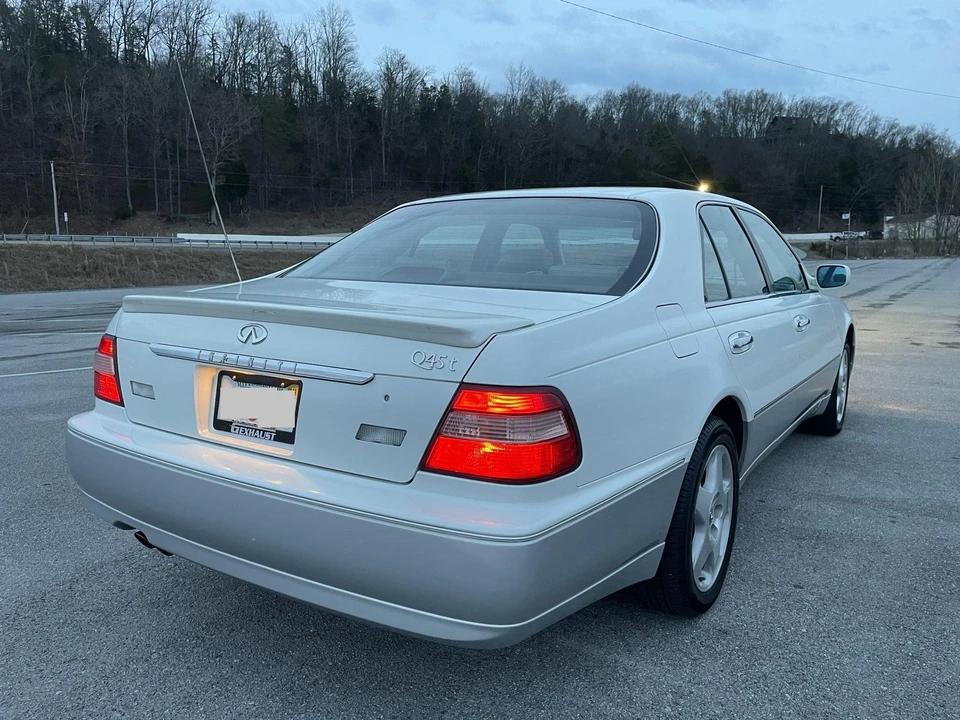 1999 Infiniti Q45 2nd Gen - Image 16 of 31