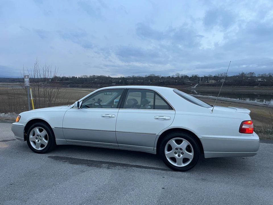 1999 Infiniti Q45 2nd Gen - Image 21 of 31
