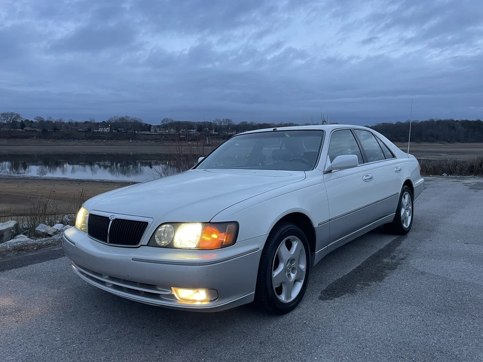 1999 Infiniti Q45 2nd Gen - Image 4 of 31