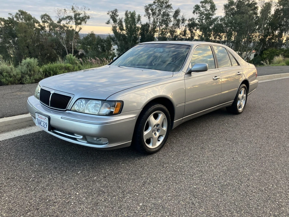 1999 Infiniti Q45 2nd Gen - Image 5 of 31