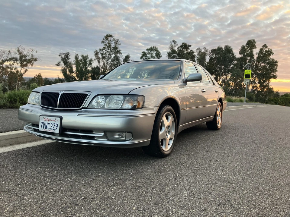 1999 Infiniti Q45 2nd Gen - Image 7 of 31