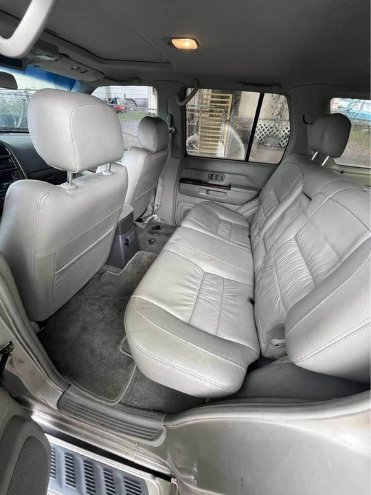 1999 Infiniti QX4 - Image 6 of 6
