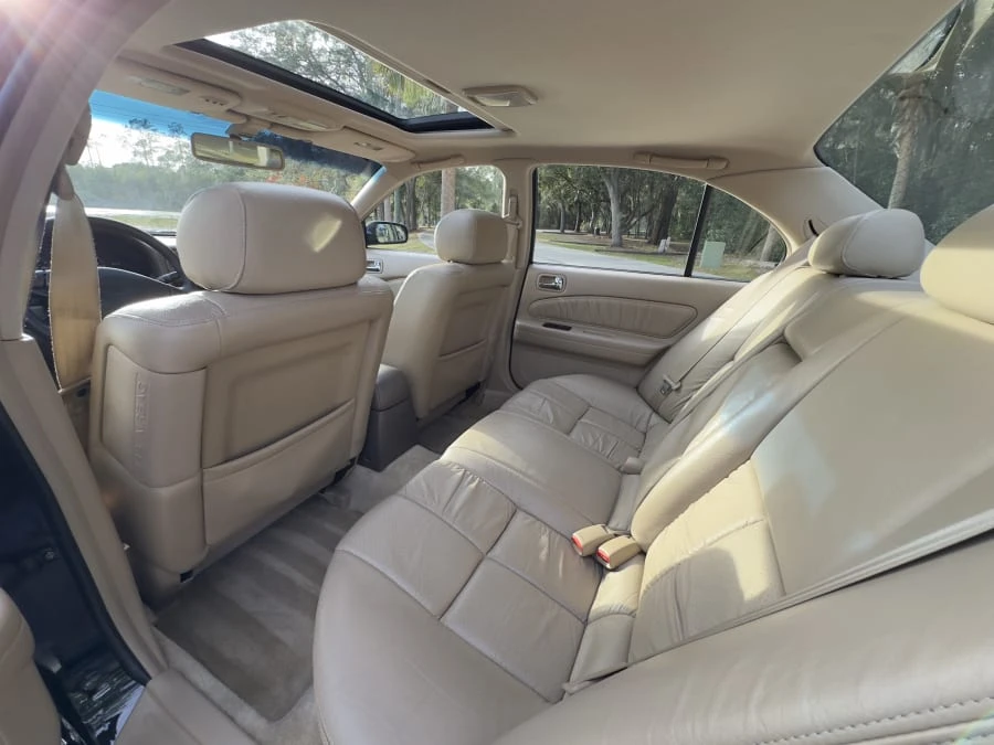 1999 Infiniti I30 1st Gen - Image 11 of 23