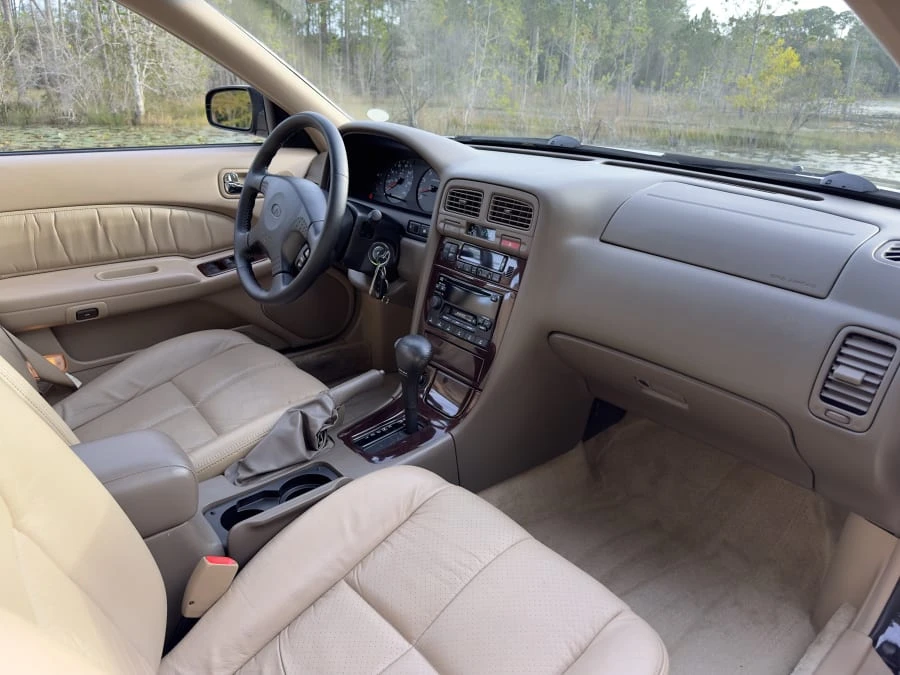 1999 Infiniti I30 1st Gen - Image 16 of 23