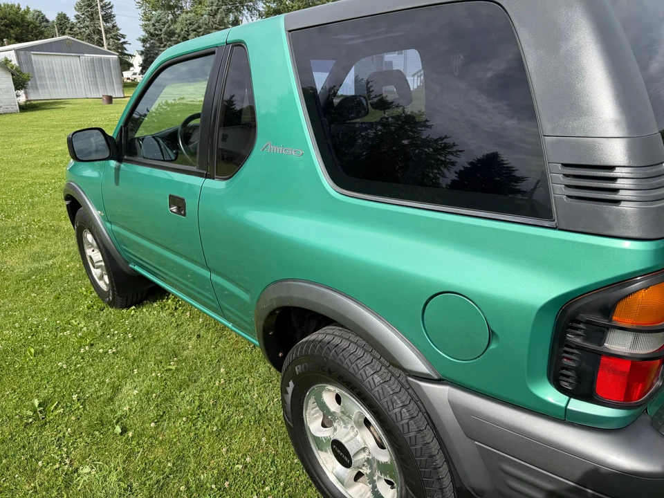 1999 Isuzu - Image 17 of 31
