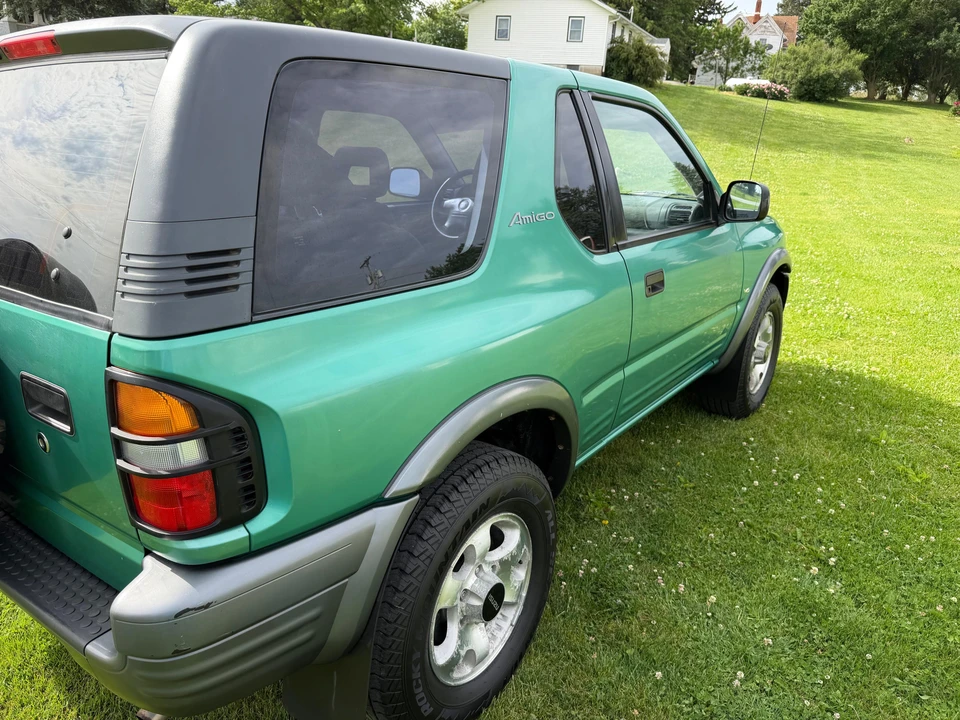 1999 Isuzu - Image 21 of 31