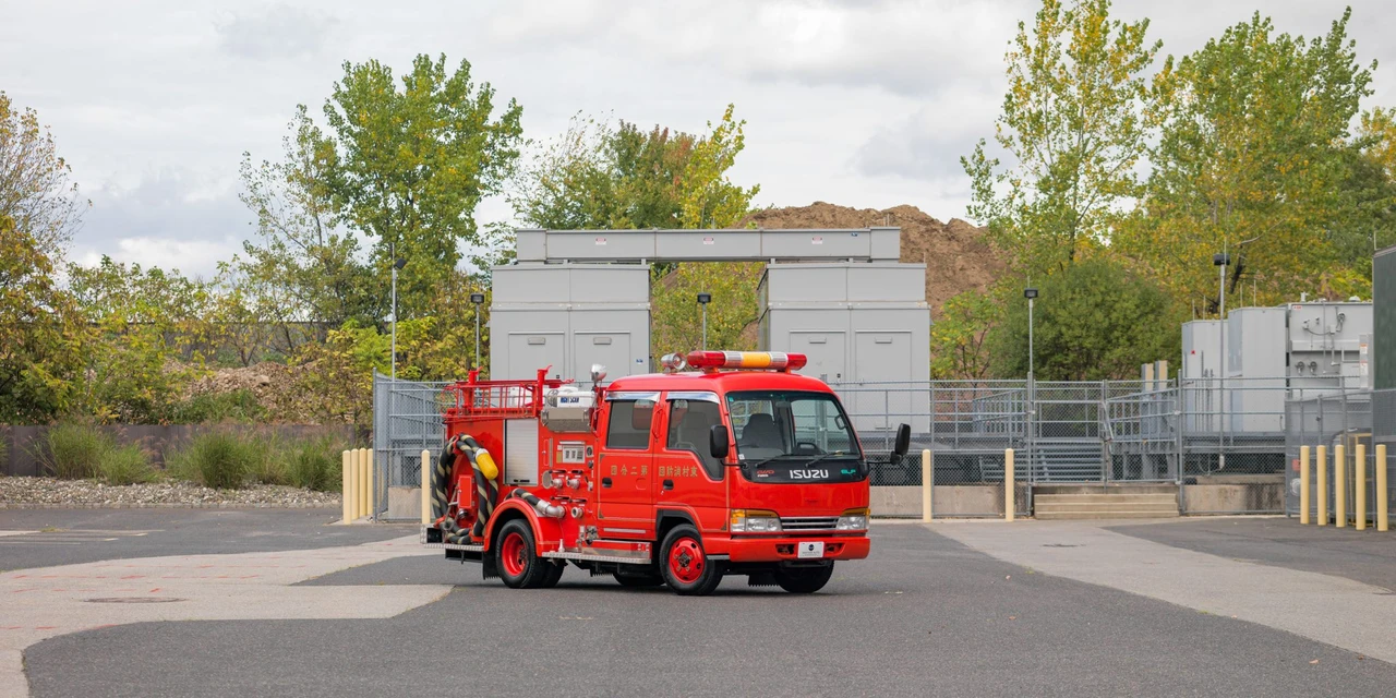 1999 Isuzu Elf - Image 11 of 31
