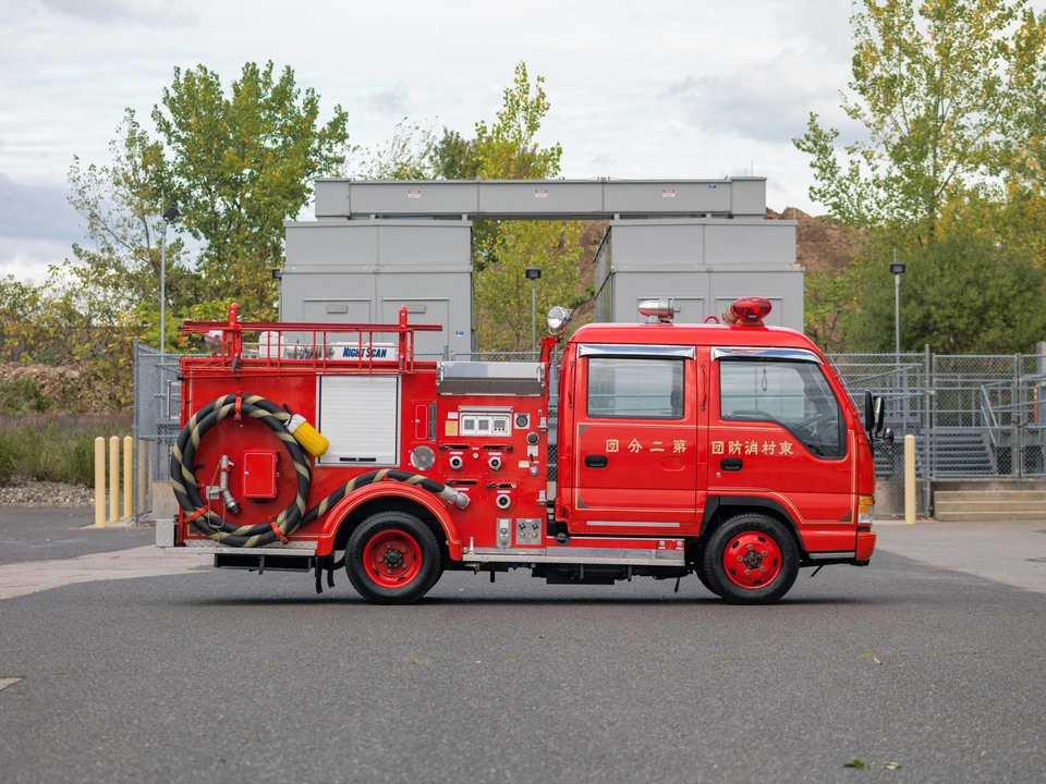 1999 Isuzu Elf - Image 9 of 31