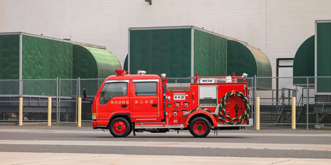 1999 Isuzu Elf - Image 5 of 31