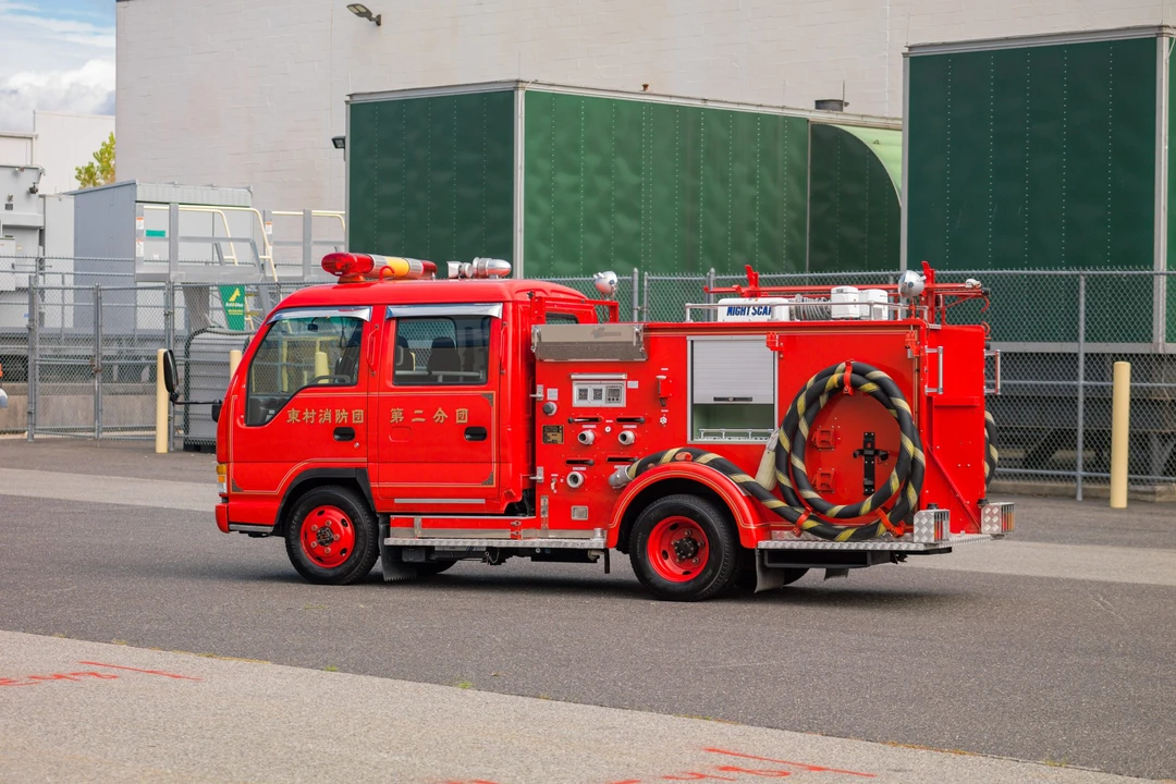 1999 Isuzu Elf - Image 18 of 31