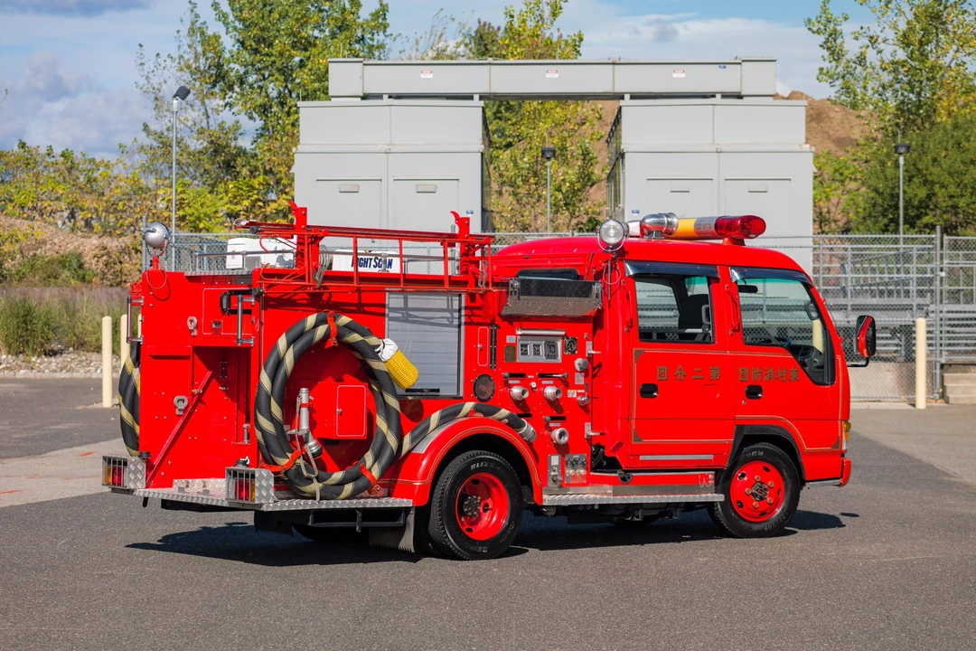 1999 Isuzu Elf - Image 27 of 31