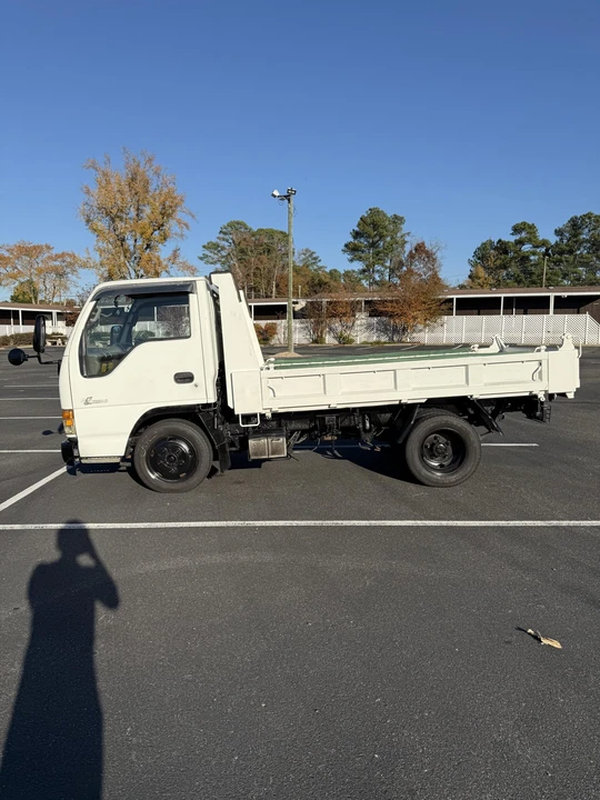 1999 Isuzu Elf - Image 9 of 31