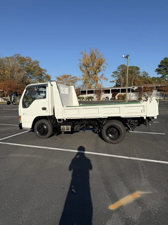 1999 Isuzu Elf - Image 10 of 31