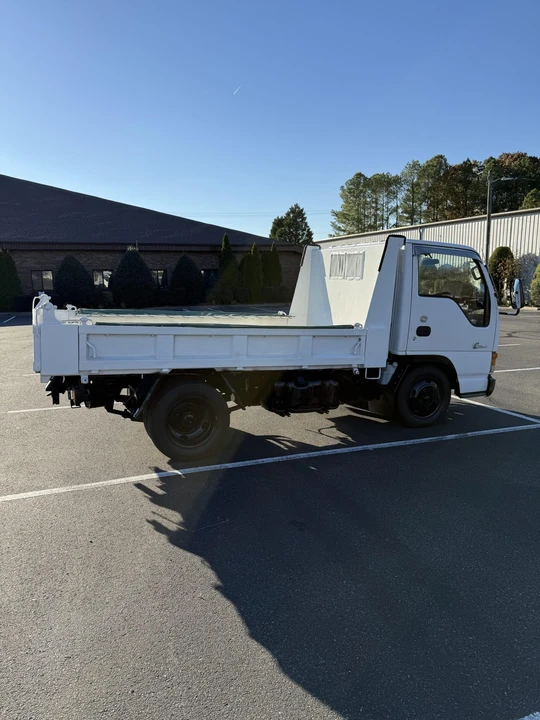 1999 Isuzu Elf - Image 24 of 31