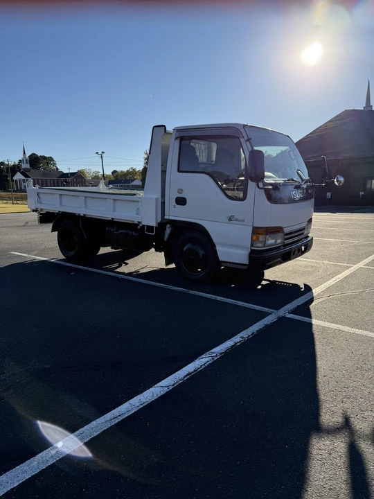 1999 Isuzu Elf - Image 29 of 31