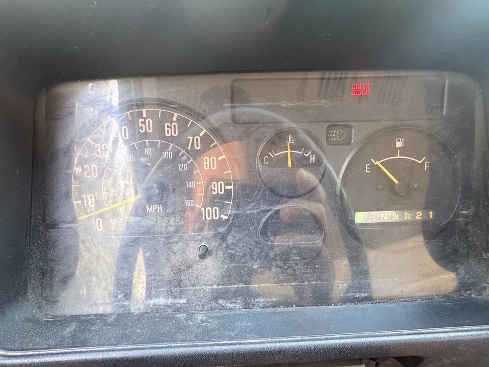 1999 Isuzu Elf - Image 7 of 9