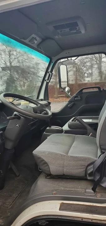 1999 Isuzu Elf - Image 2 of 6