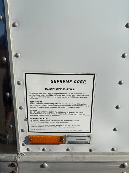 1999 Isuzu - Image 10 of 12